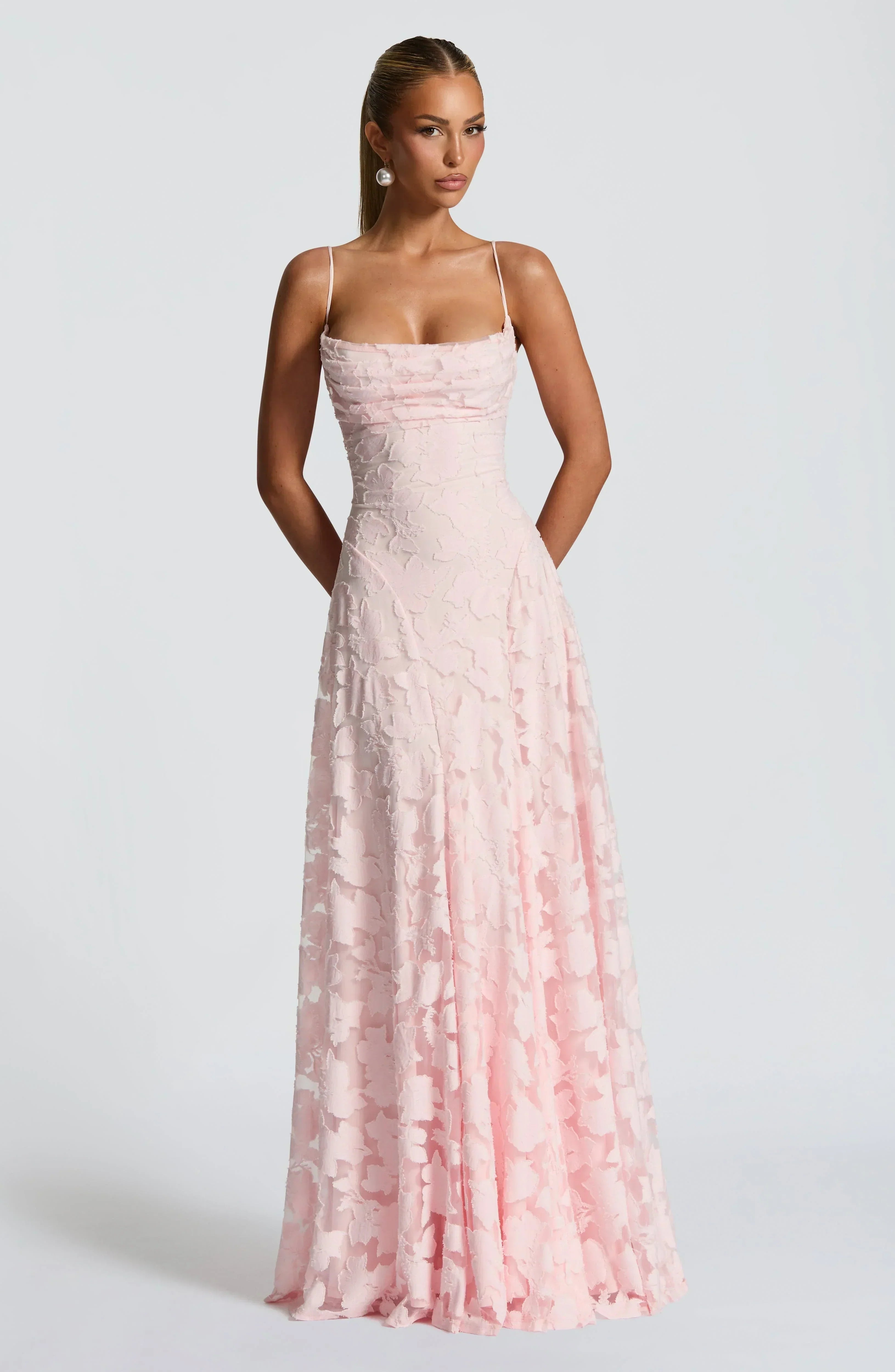 Vaynie | Elegant Maxi Dress